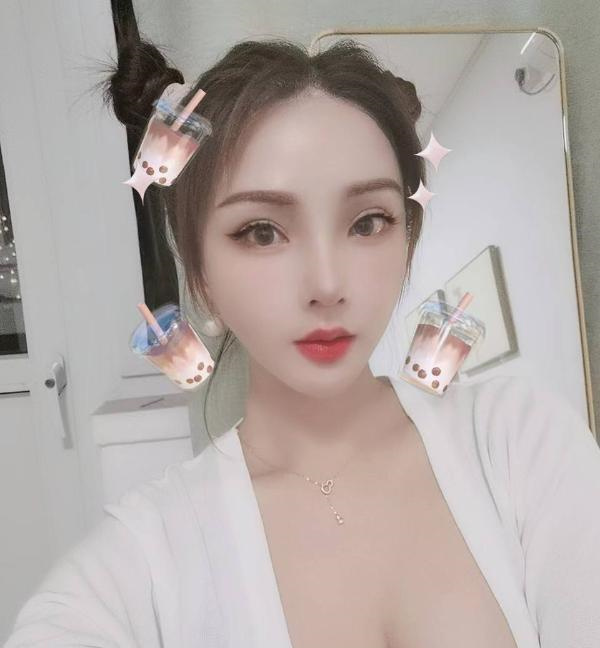 朝阳清纯性感嫩妹