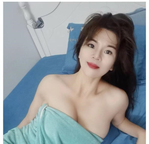 骚诗诗全套啪