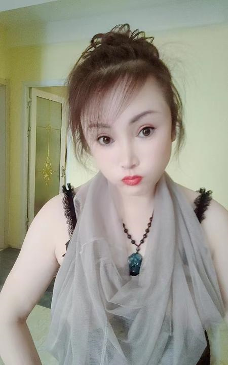津南大奶姐姐