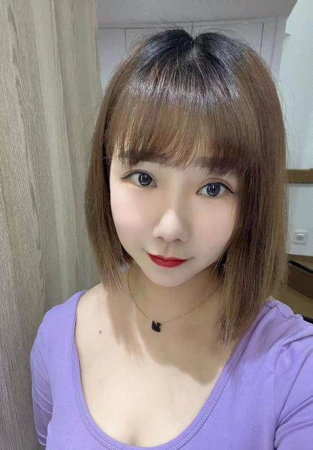巨乳女孩瑶瑶