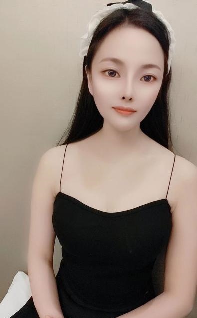 广州黑裙心心