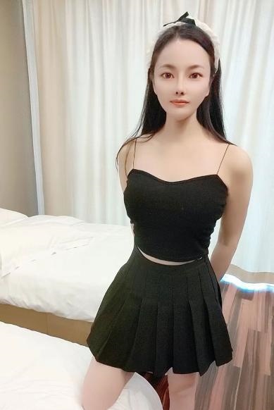 广州黑裙心心