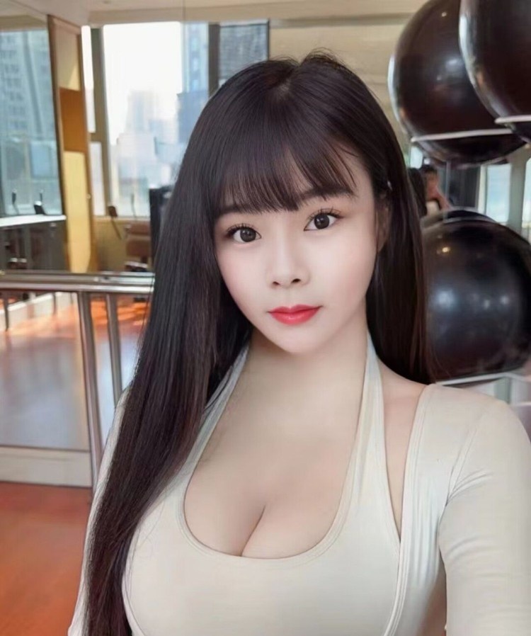 天河性感大波妹