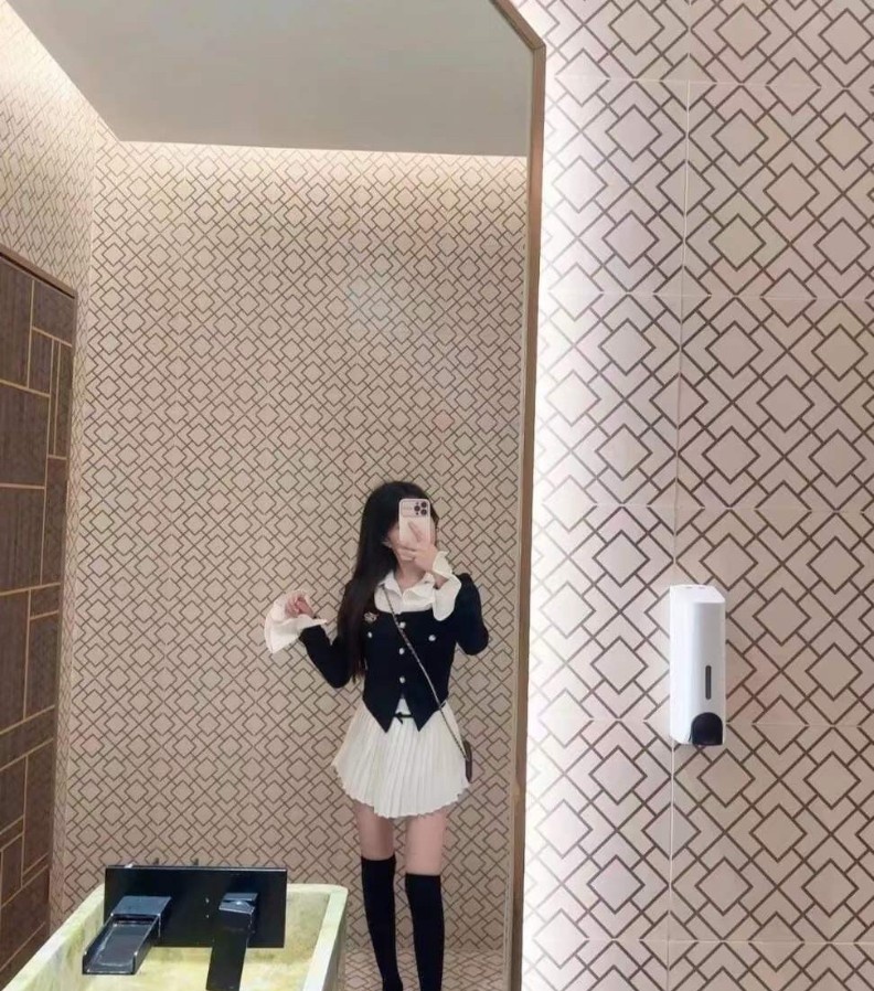黄岛清纯小骚女