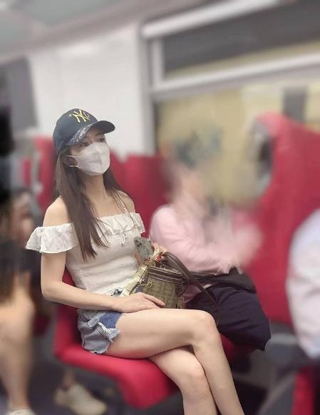 胸大腰细翘臀小洁