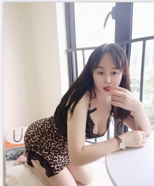 布吉水娃小蝴蝶