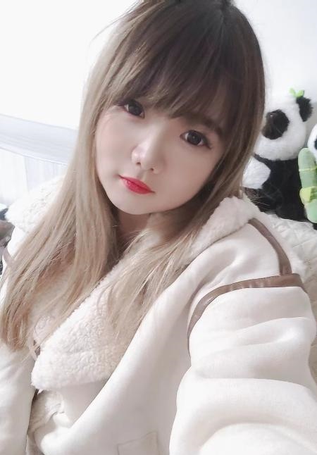 昆区小姑娘