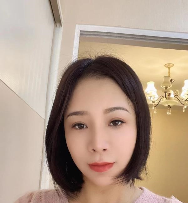 三坝小姐姐露露