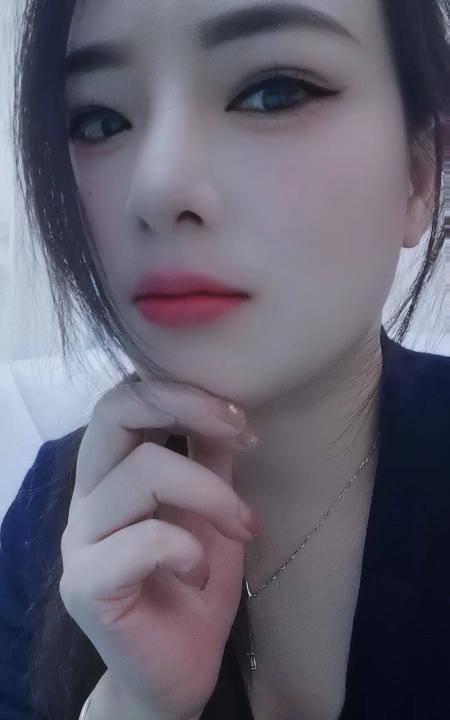 妩媚大姐姐