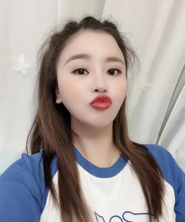 龙华区大胸妹妹