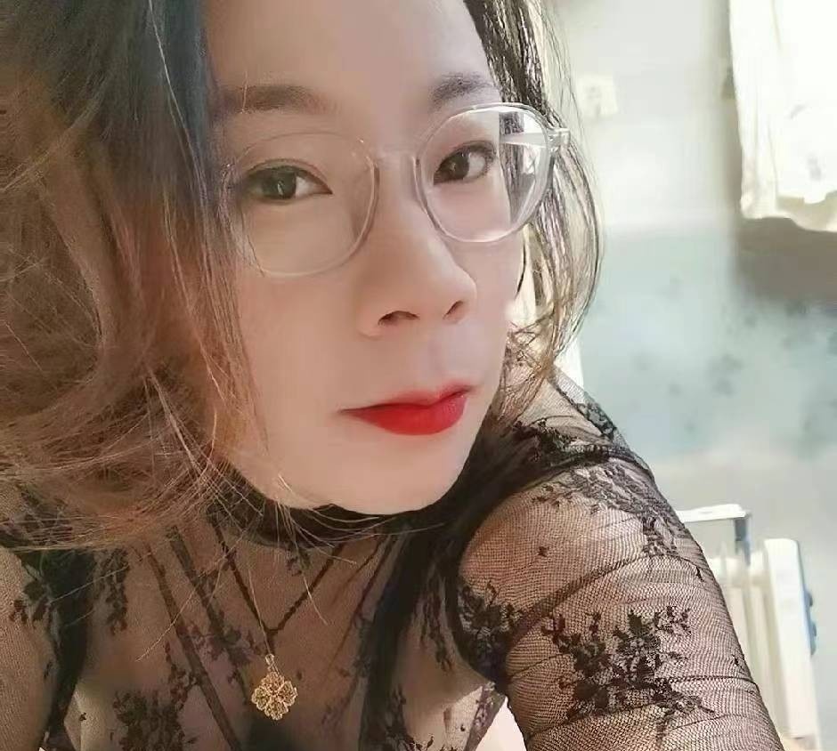 熟女眼镜姐