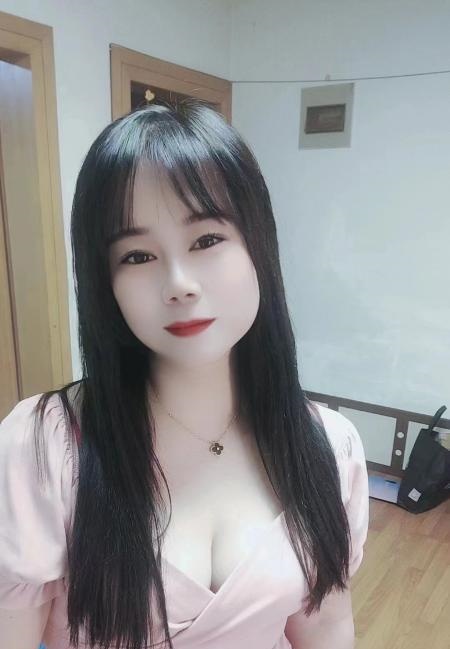很润很滑小少妇