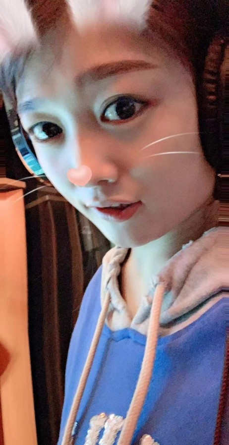 女仆式无套舔屌体验