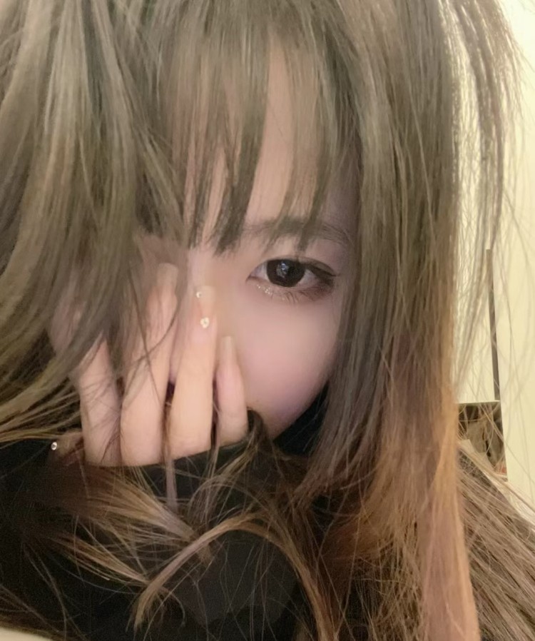 特色深喉小姐姐