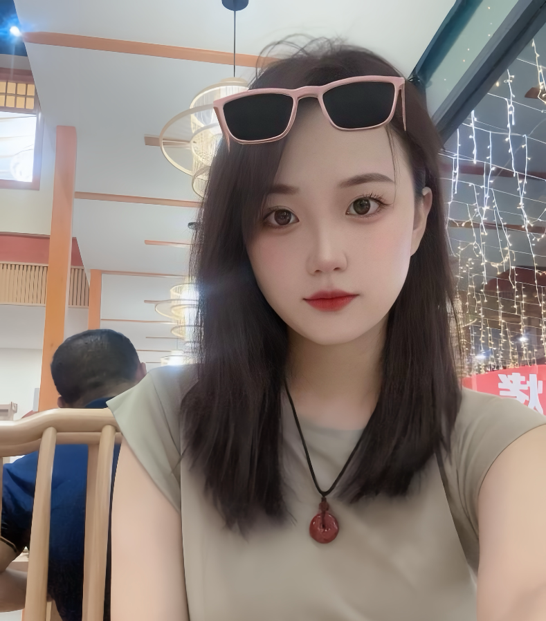 微胖漂亮水多美女