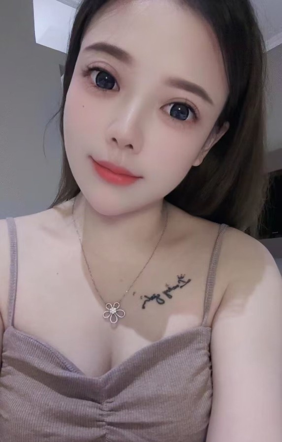 车陂下海不久的美女