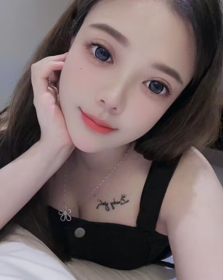 车陂下海不久的美女