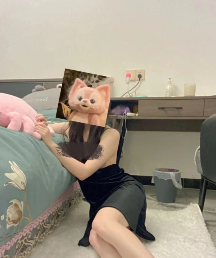 洛阳性感小美女