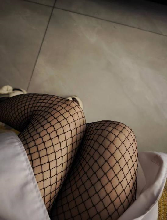 大屁股可三通少妇