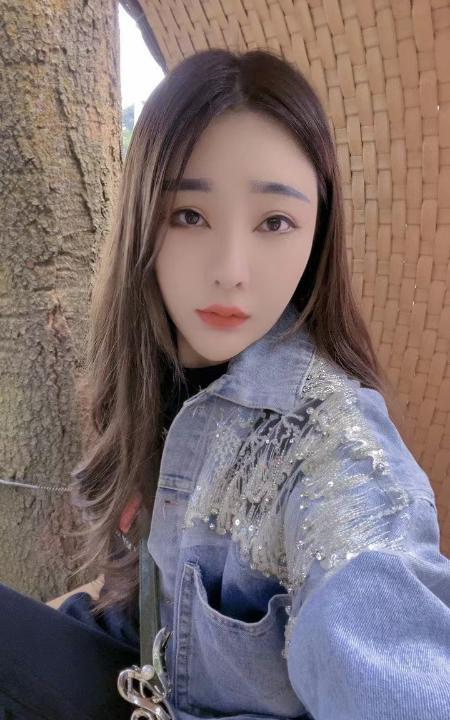 南山会夹的小姐姐