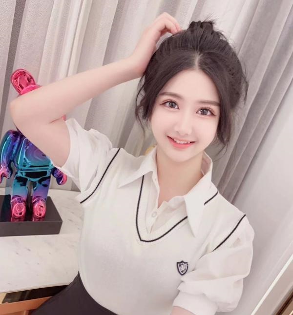 东城大胸沐子
