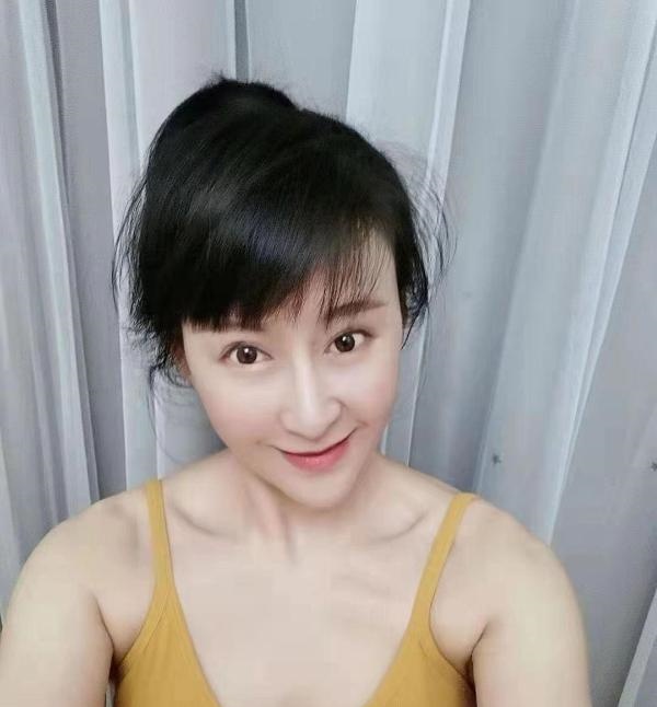 武汉少妇草莓可儿