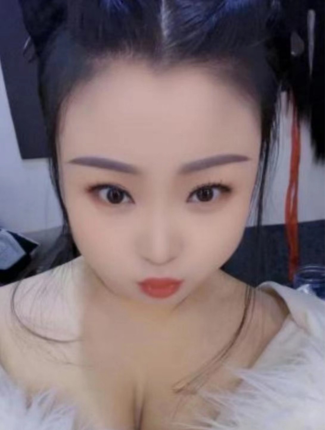 西青瑶瑶
