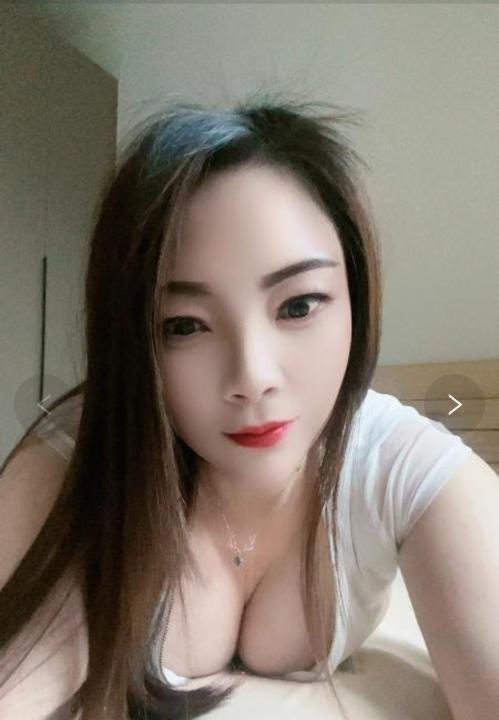 少妇168皮肤白大腿