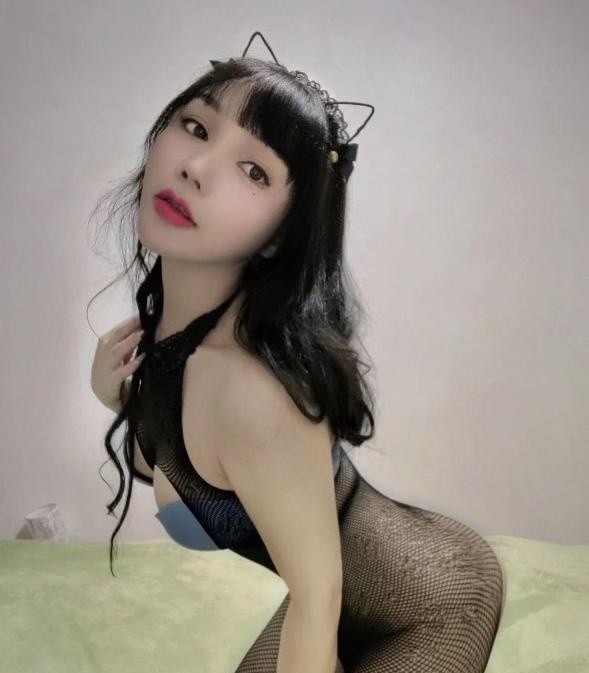 翘臀骚月亮