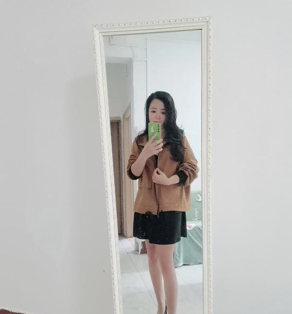小草美女