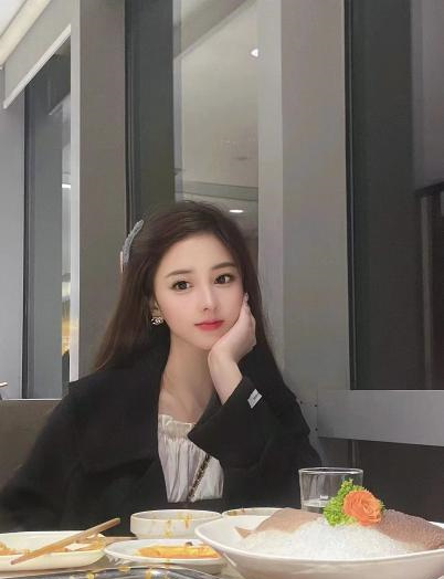 南山小兰花奶茶妹