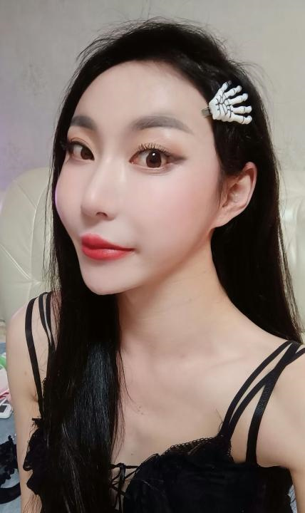 ts查里