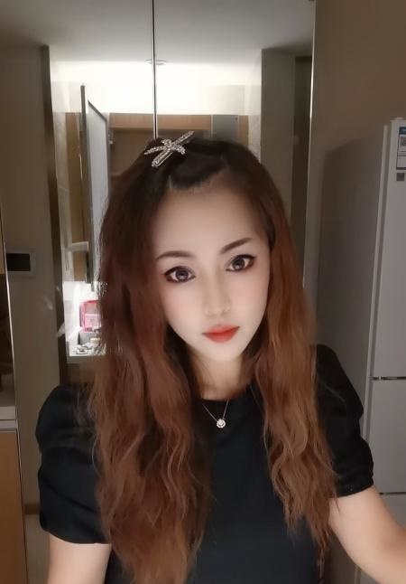 再刷服务系骚货洋洋