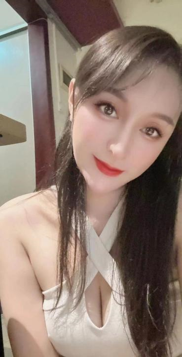 美腿晚晴