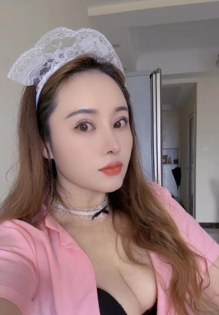 欢乐谷毒龙妹
