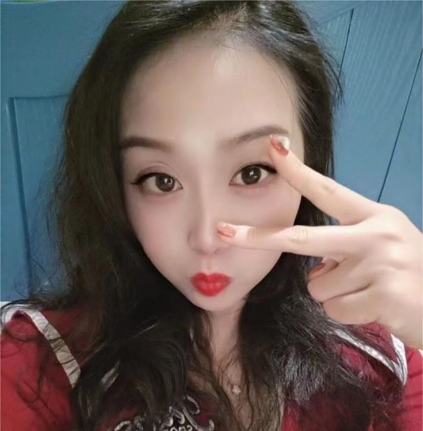金牛浪女梦娜