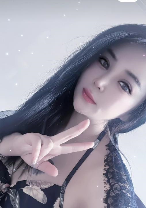淫荡美脚少妇