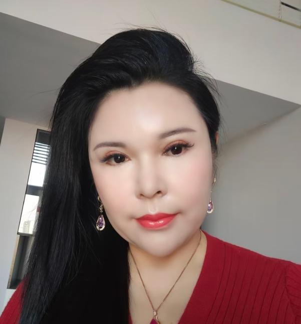 气质大奶美少妇
