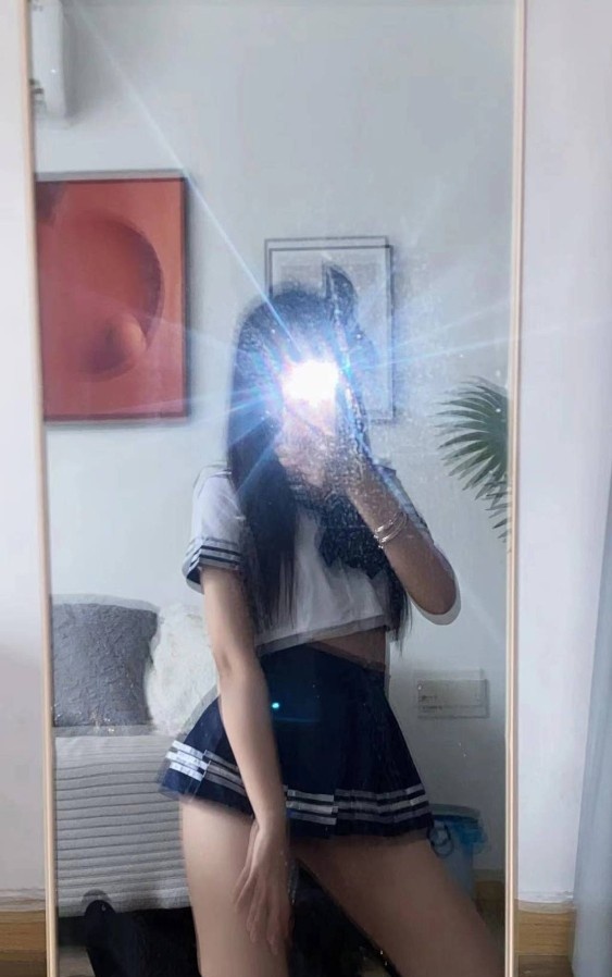 渝中霜霜妹儿