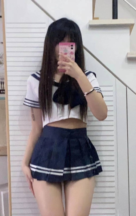 渝中霜霜妹儿