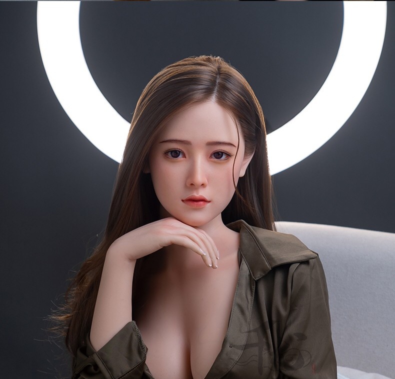 高新万达成人娃娃店