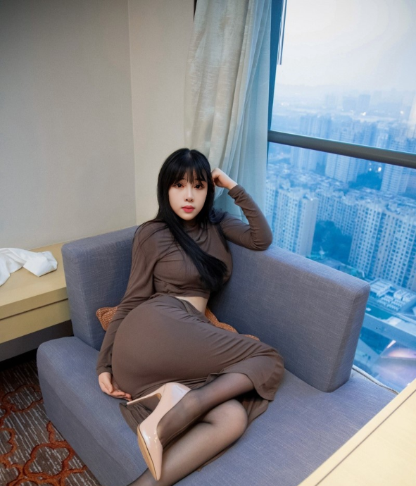 偶遇服务性骚妹