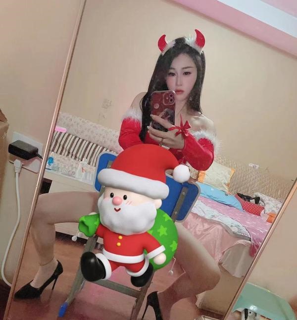 包子型D胸美女