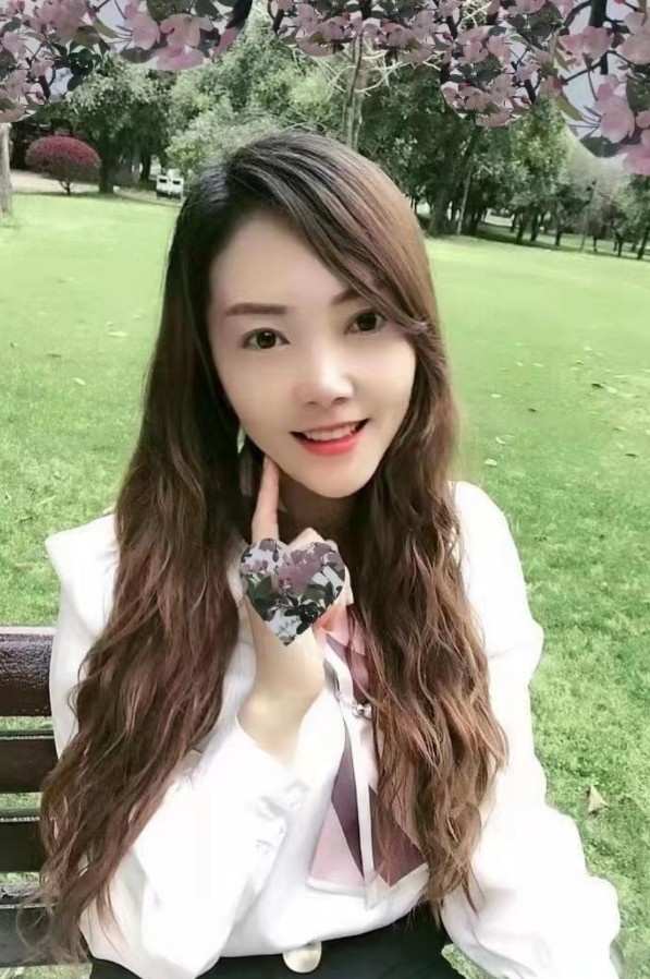 奶大腚圆，逼紧水多