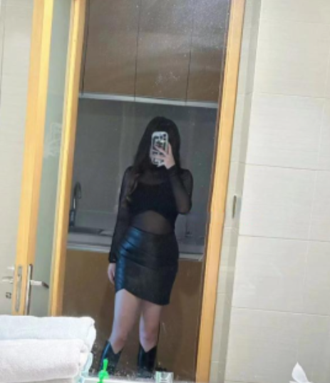 高挑大胸护士小姐姐