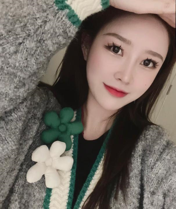 晒布苗条婷婷