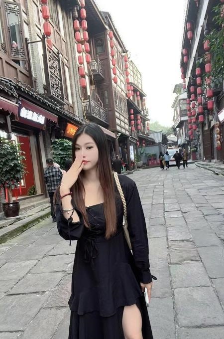 诱惑奶白妹子