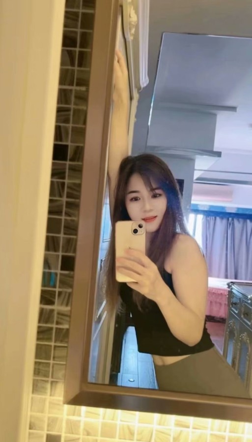 丹竹头口爆服务美女