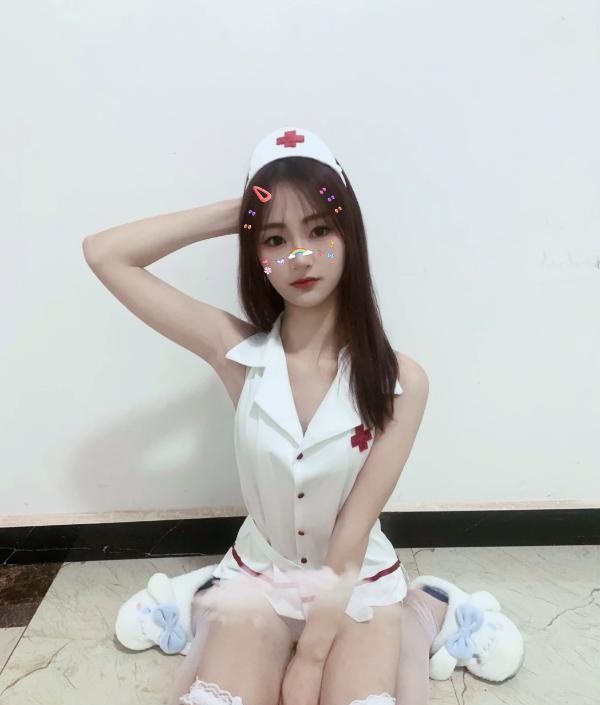 颜值不错身材好
