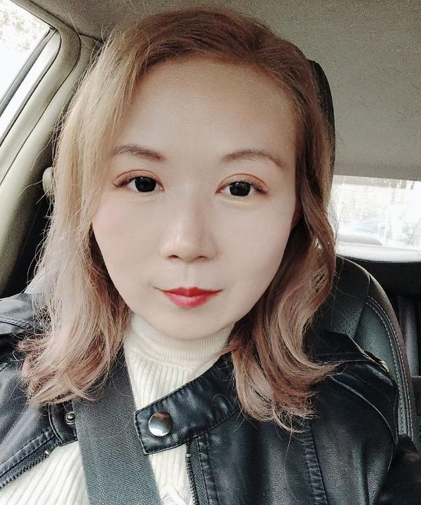 兼职小嫂子